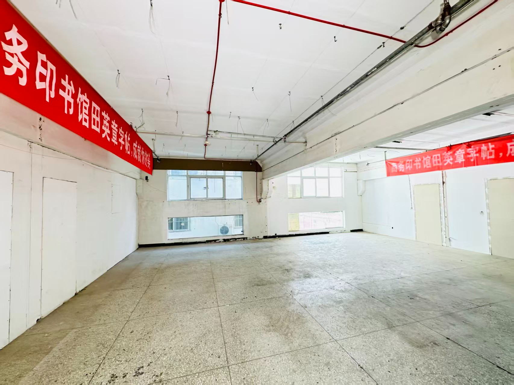 正大国际广场建议再强化“人工智能算力中心、AI应用孵化、数字经济示范园”等产业概念，会更符合产业园招商语言_COPY